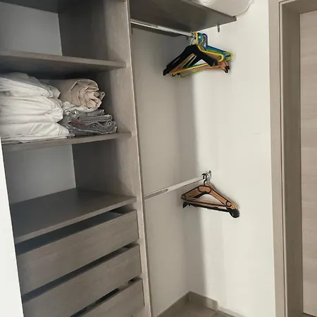 Maison Lilomel 4* ساناري سور مير