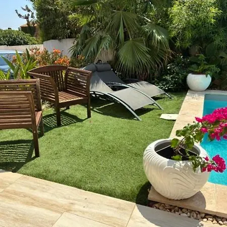 De Gamme 22 M2 De La Maison Lilomel - Entree & Terrasse Privative - Piscine - Parking & Wifi Gratuit - Au Calme Et A 5 Min De La Sanary-sur-Mer